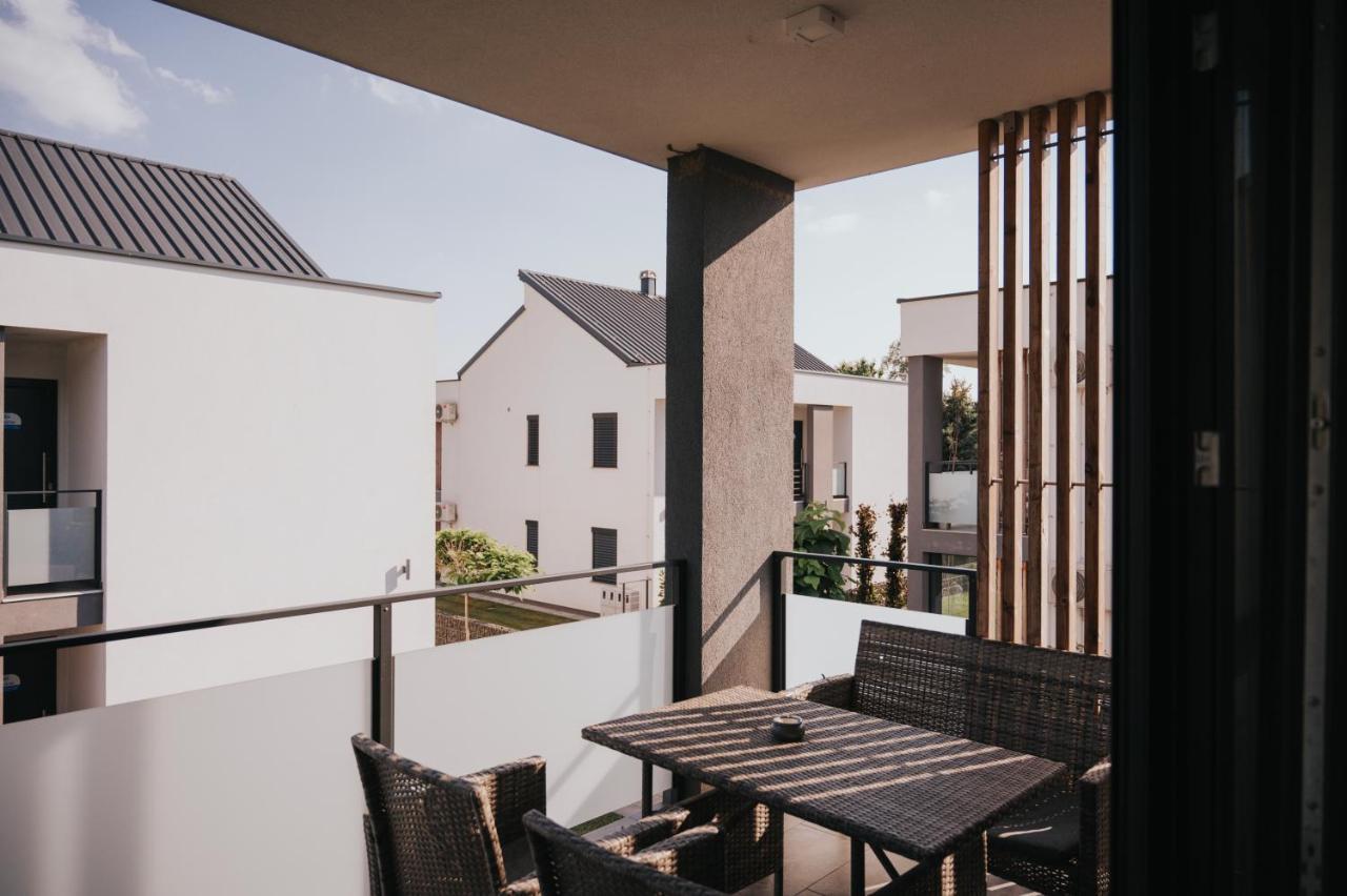 Apartamento Sunrise Banovci Exterior foto